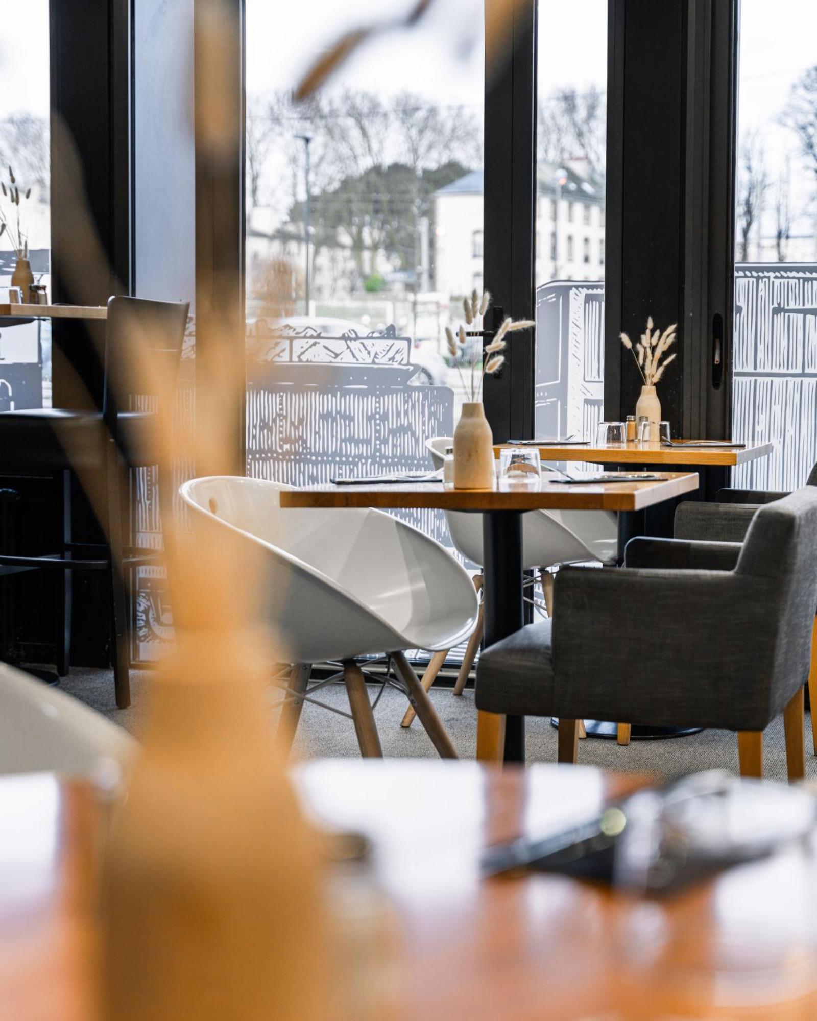 Ibis Styles Vannes Gare Centre Exterior photo